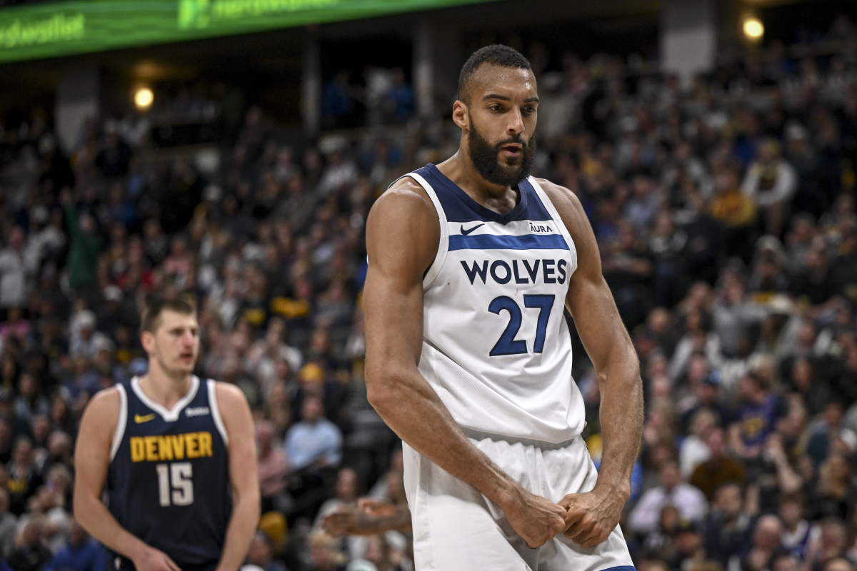 爱游戏APP尤文图斯观众热烈欢呼！，浓眉哥迎来七赛季出色发挥赛场气氛高涨的简单介绍